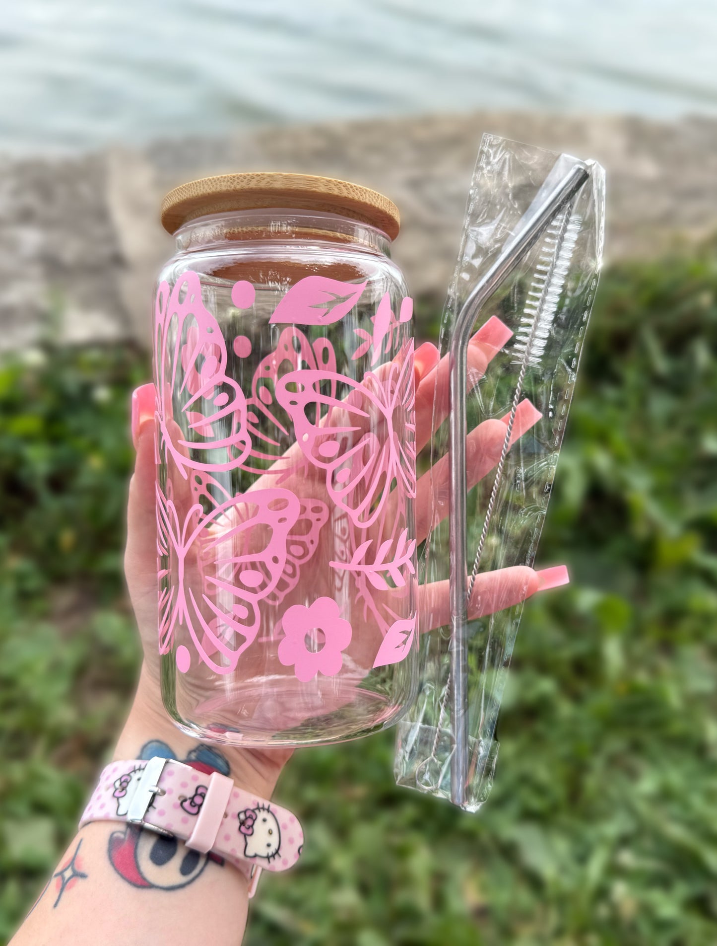V2 Pink Butterflies 16 OZ Glass Tumbler
