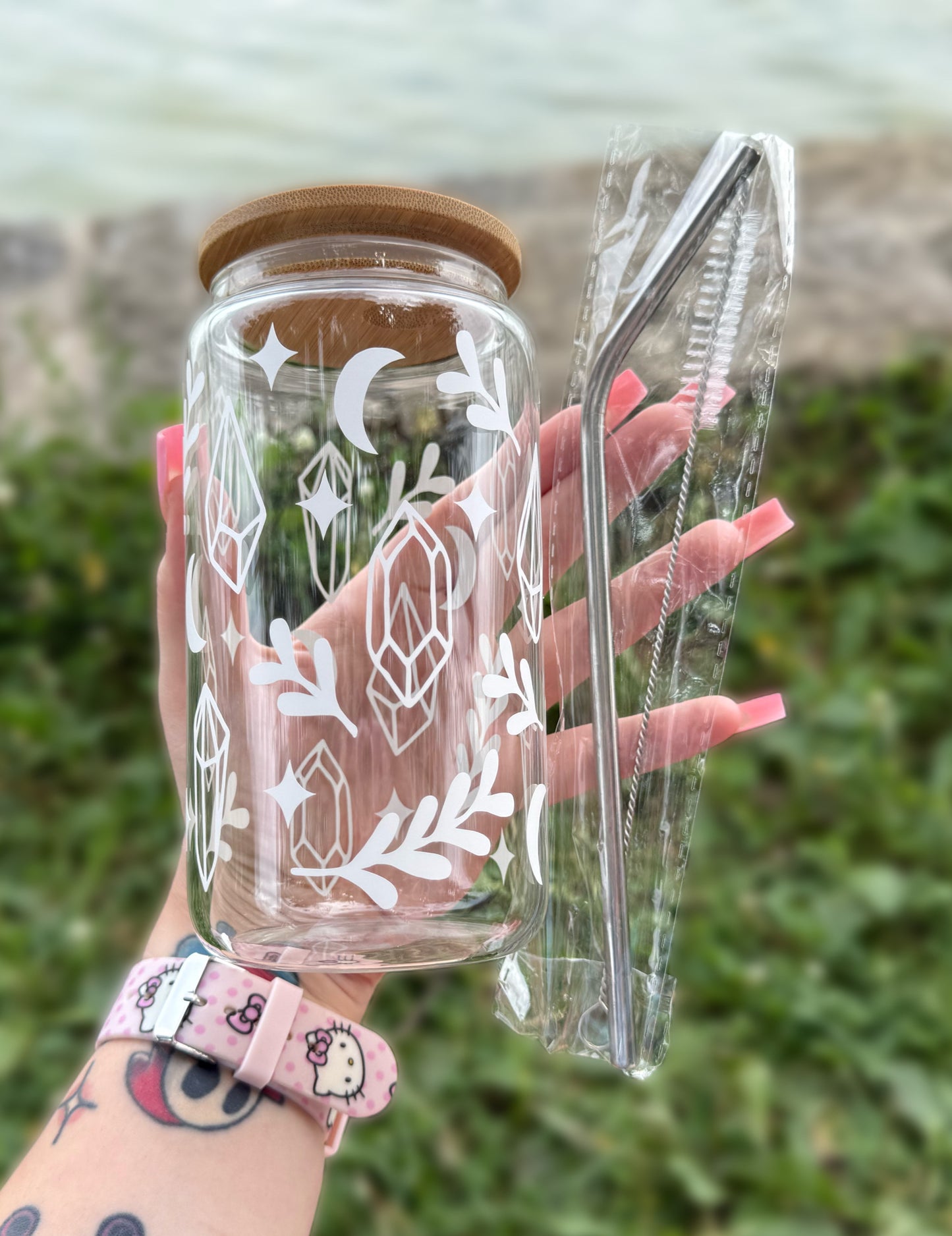 V2 White Crystals 16 OZ Glass Tumbler