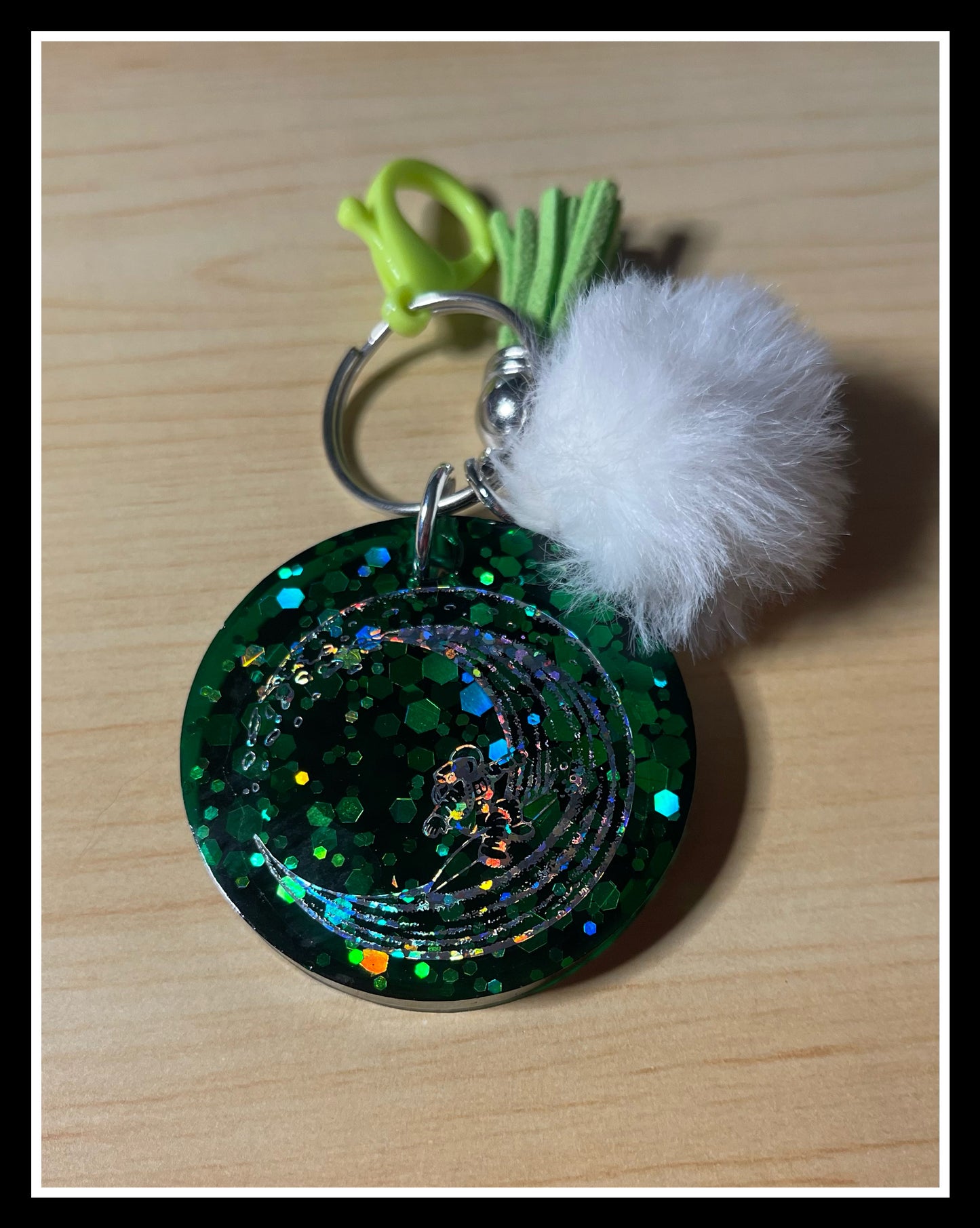 Circular Keychains W/ Iridescent Foil (Multiple Colors Available)
